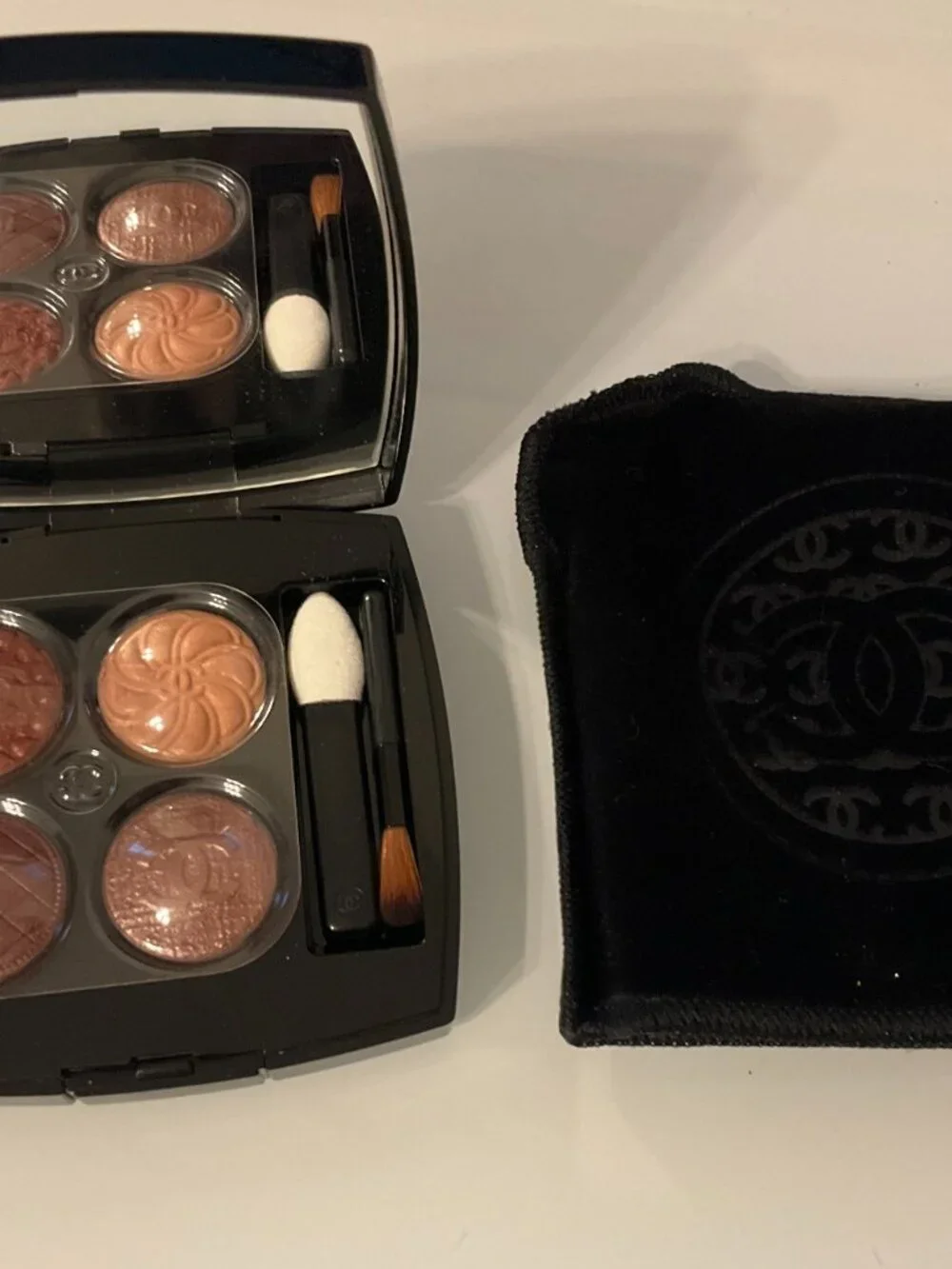 CHANEL LES 4 OMBRES BOUTONS Multi-effect Quadra Eyeshadow, 219 - BOUTONS COUTURE